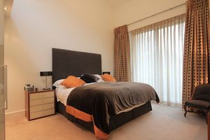 Photo 21- click for photo gallery